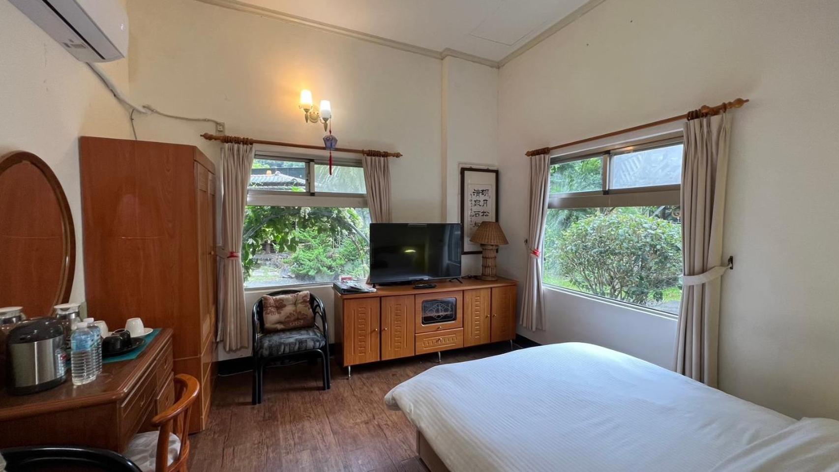 Lohas Gallery Long Stay Hostel Shiding Экстерьер фото